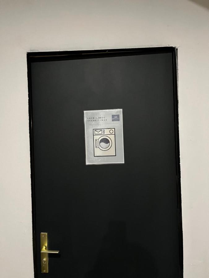 Charmant Studio Proche Centre Ville Et Gare ルルド エクステリア 写真